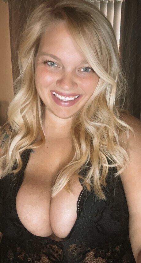 Lindsay Johnson model pornographic galleries