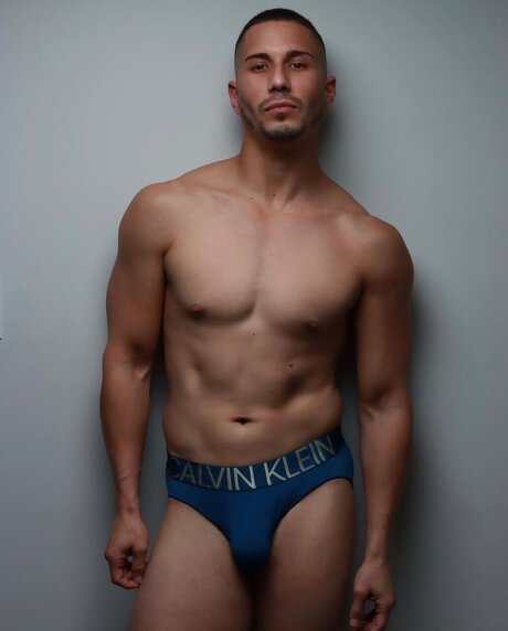 Josh Luna_ exclusive star image