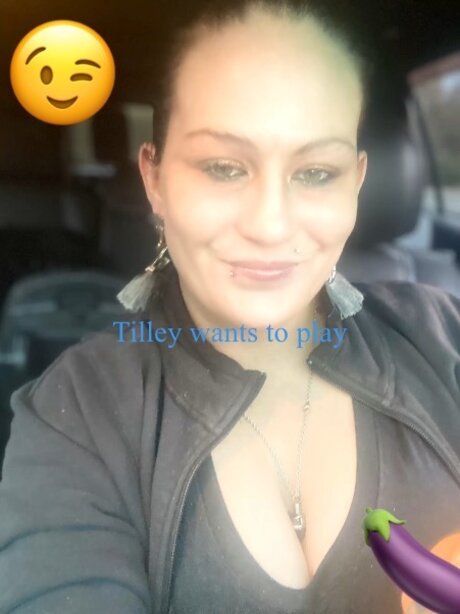 TILLEY gone wild sexy actress pic