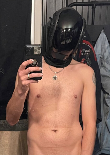 Captain Grayson nude actress photo