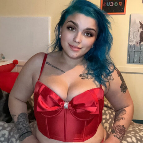 Jeunique Riedl nude model picture