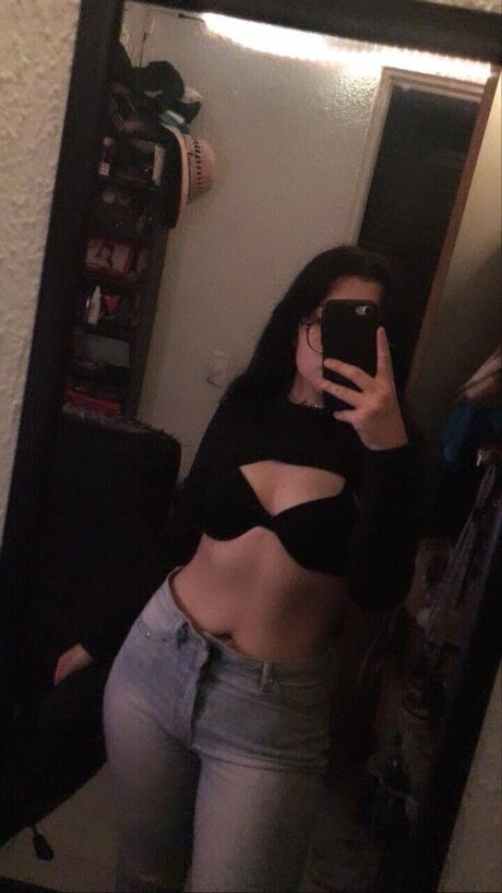 COCO VONDERGEIST nice star picture