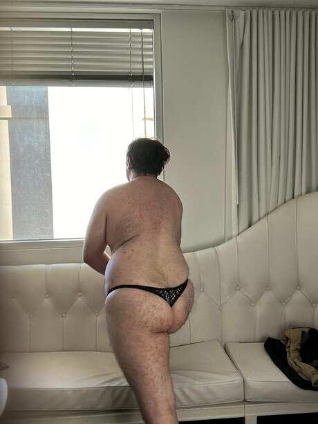 Sky Parks Official_ star erotic photo