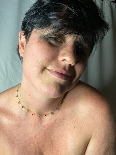 _JUICY FOR U_ star hot pictures