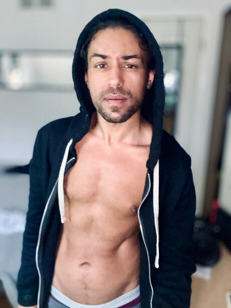 Cor model nice gallery