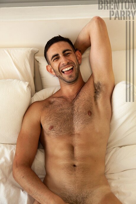 MaxxxUnicorn erotic star pic