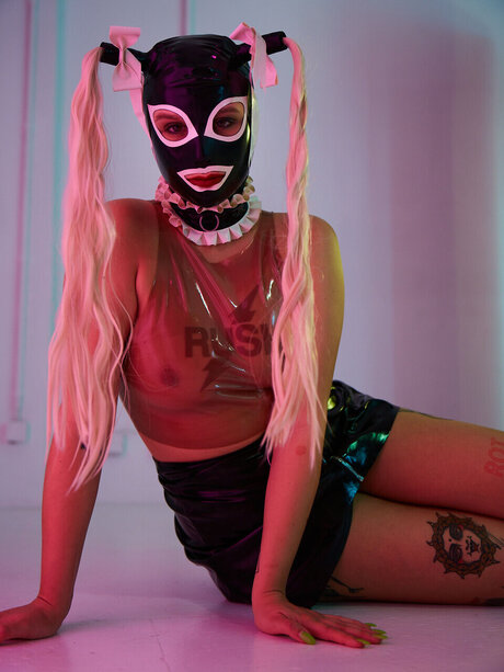 Suzy Kink star free archive