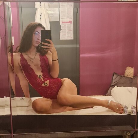 Valenciaa sex actress images