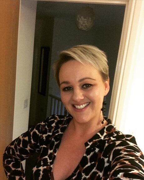 Mukbang sexy star pic