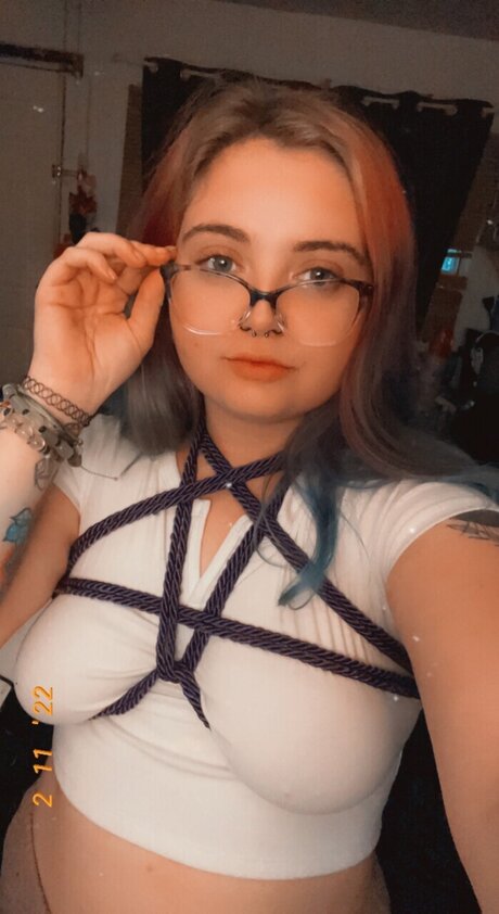 Liza_ exclusive star pic