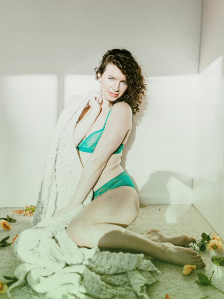 m i n e r v a_ perfect model image