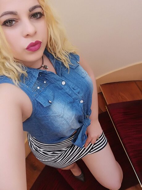 Ynna27 Ynna pretty pornstar archive