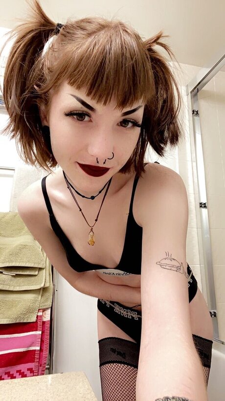 fisher model pornographic galleries