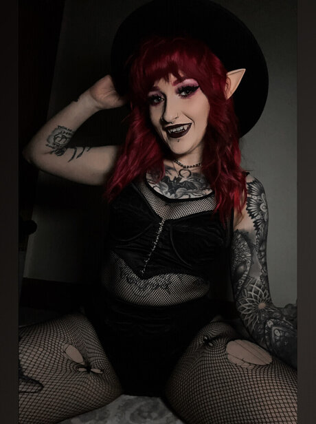 brutal planet_ adult actress picture