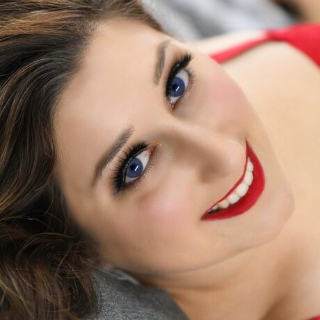 Grayson Girl star nice pictures