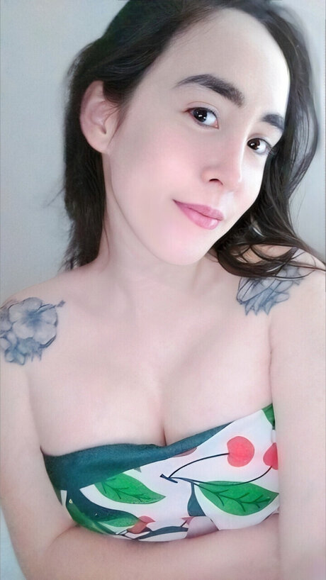 MollyMelons pornstar hot photo