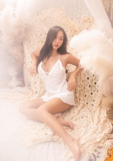 Nachpatcharawee model hot image