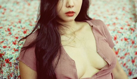 Nachpatcharawee naked actress galleries