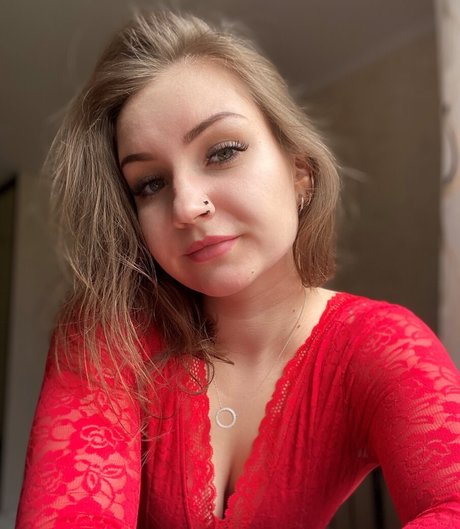 Stormy Fox beautiful model picture