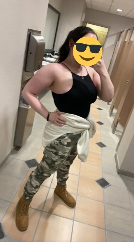 LermyWermy beautiful actress gallery