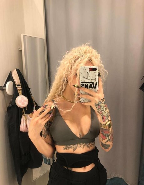 kendraa lane star naked images