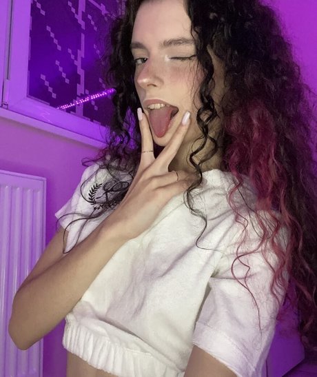 Nestix adult actress photo