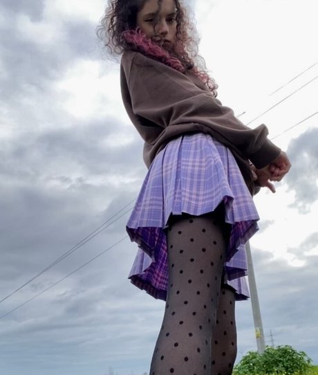 Nestix pretty model photo