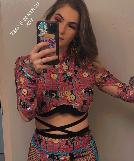 Chloe Moniz model adult archive