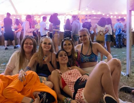 Chloe Moniz nice model pictures