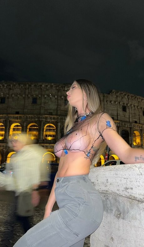 Eva Mentas high quality star galleries