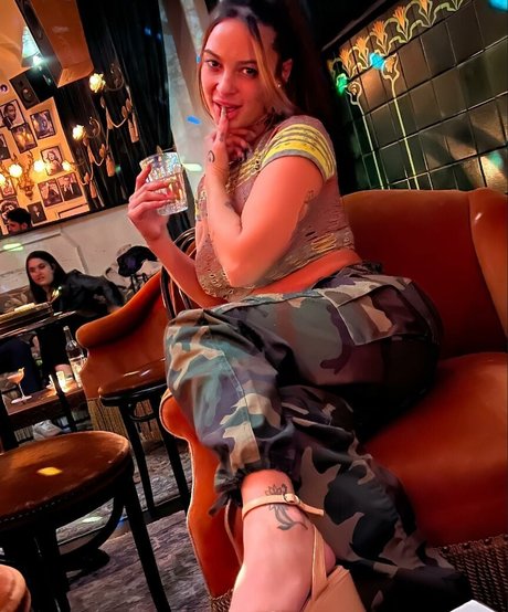 Sally Spice hot pornstar picture