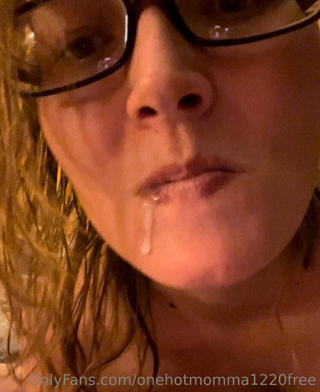 onehotmomma1220free model hd pics