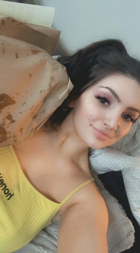 rockinrach nice star photo