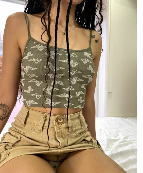 Giovana pornstar hot photo