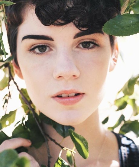 Morgan Eckroth sexy actress image