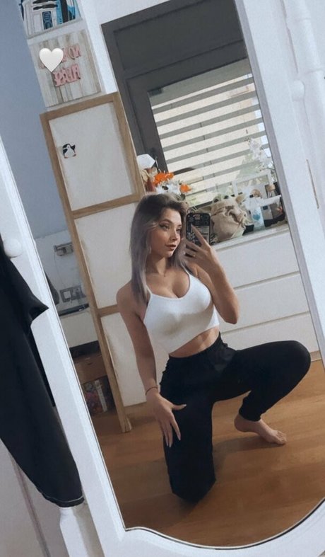 Monica Jimenez porn model photos