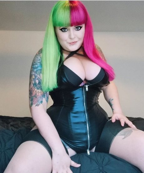 Gothabilly queen star porn archive