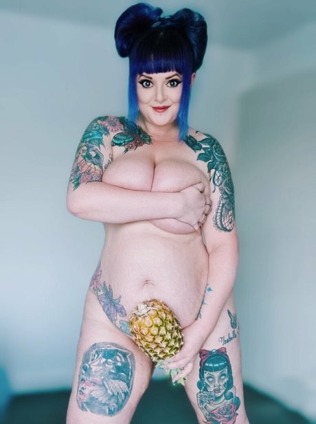 Gothabilly queen Profile pic