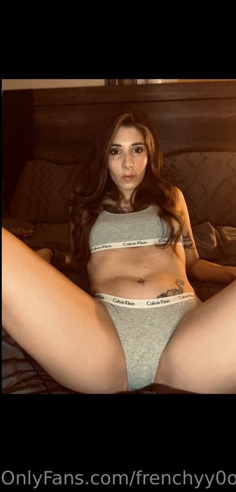 Frenchyy erotic model images