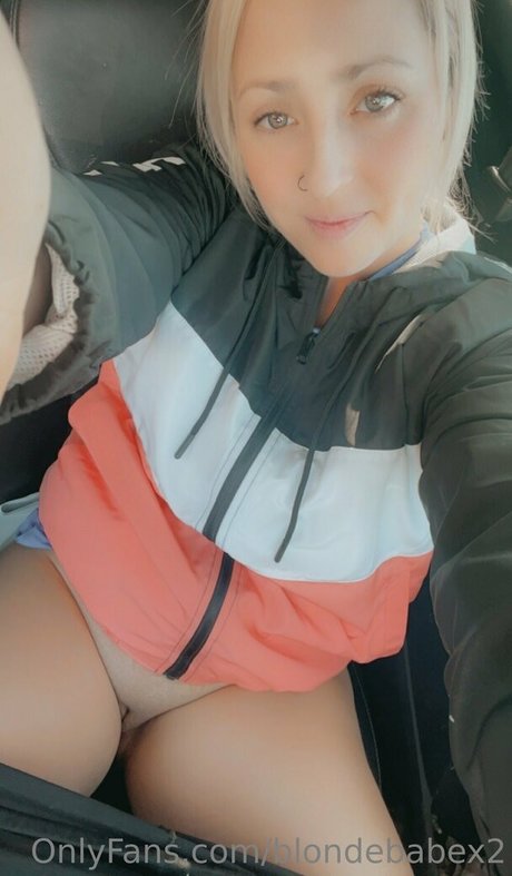 blondebabex2 erotic model pics