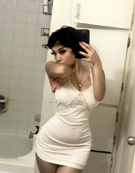 Uculdcme model perfect pics