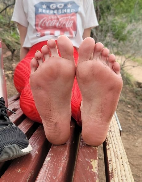 feetofastoner model pornographic pictures