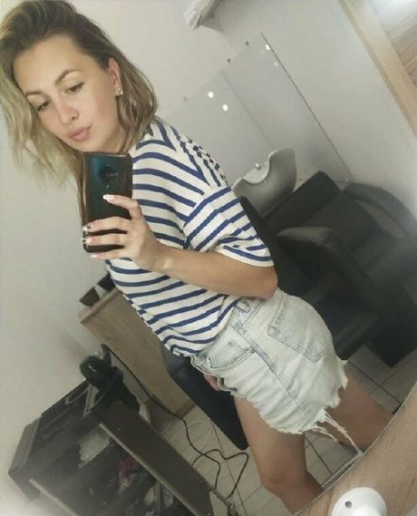 anna bellla best star image