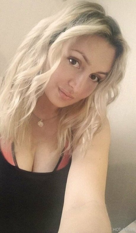 anna bellla star sexy pics