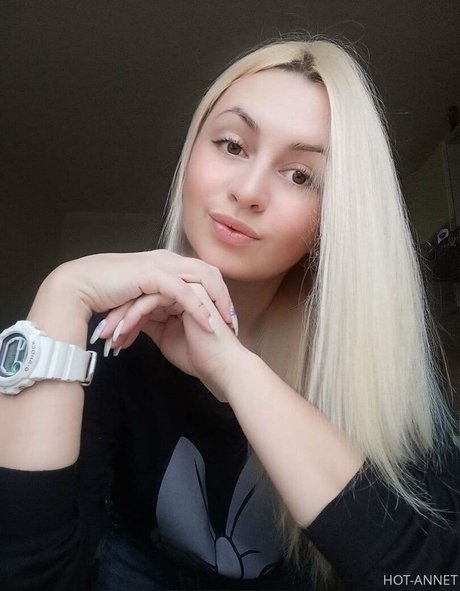 anna bellla model art photo