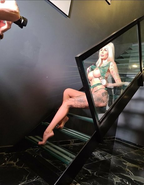 blondiebombxxx pretty actress galleries