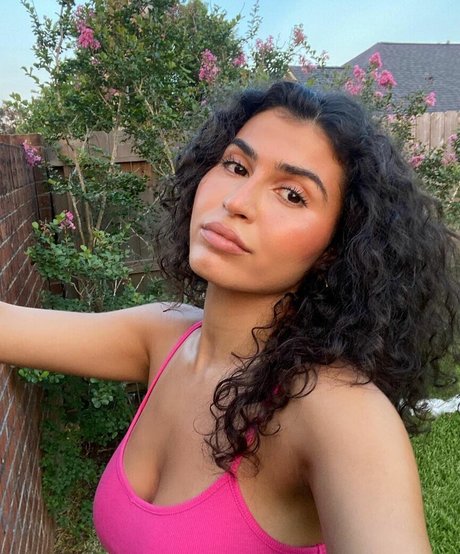 Itstaleen naked pornstar img