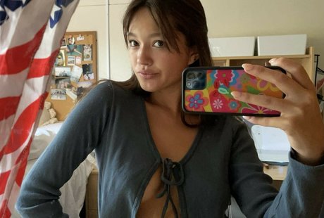 Lily Chee naked pornstar archive