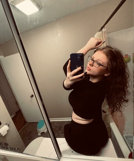 Kelbaby free model photos