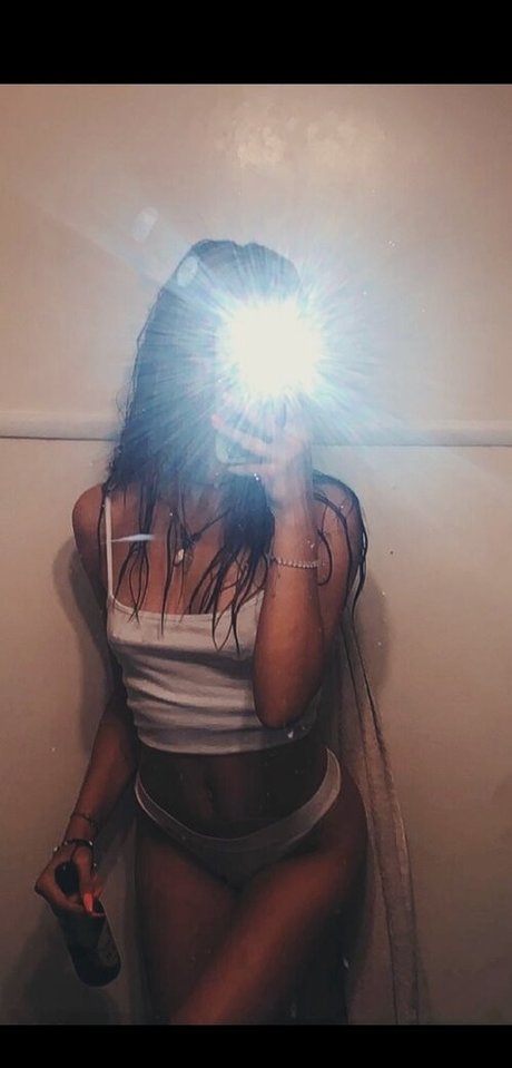 twxoxo42 model porn photo